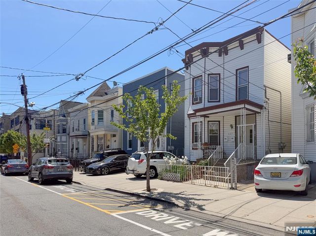 227 46th Street, Union City, NJ 07087