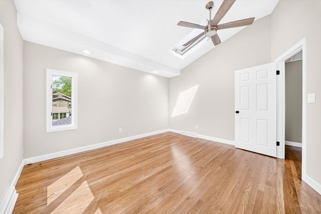 14 Clarence Street, Billerica, MA 01821