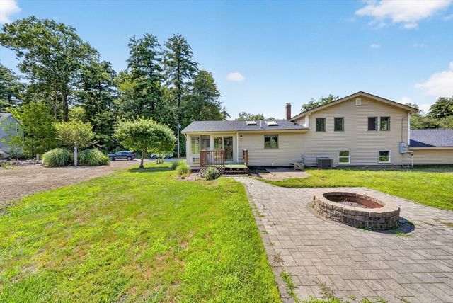 14 Clarence Street, Billerica, MA 01821