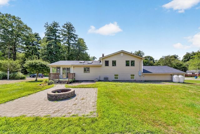 14 Clarence Street, Billerica, MA 01821