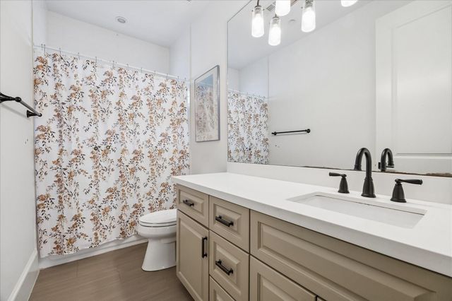 1525 Early Lane, Houston, TX 77055