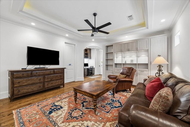 1525 Early Lane, Houston, TX 77055