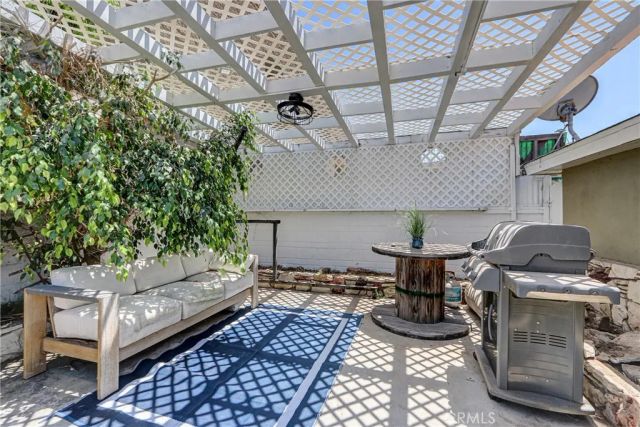 670 6th, Hermosa Beach, CA 90254