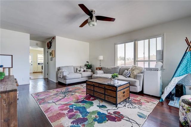 670 6th, Hermosa Beach, CA 90254