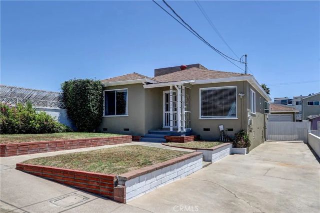 670 6th, Hermosa Beach, CA 90254