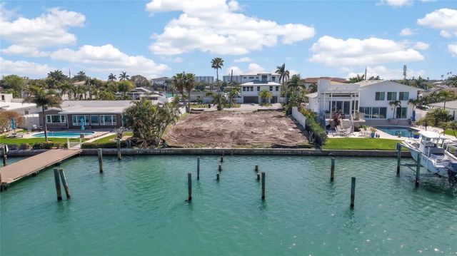 27 DOLPHIN DRIVE, Treasure Island, FL 33706