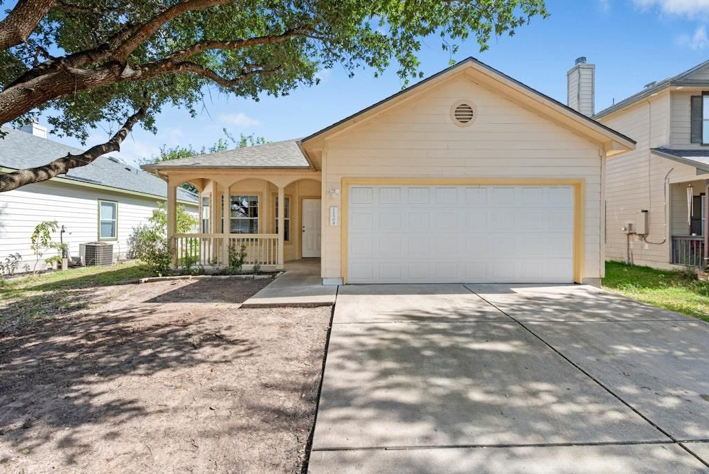 11504 Lapoynor ST, Manor, TX 78653