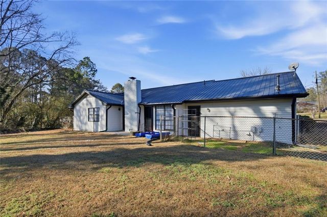 1999 Sewing Circle, Lithonia, GA 30058