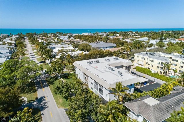 333 4th AVE S 303, Naples, FL 34102