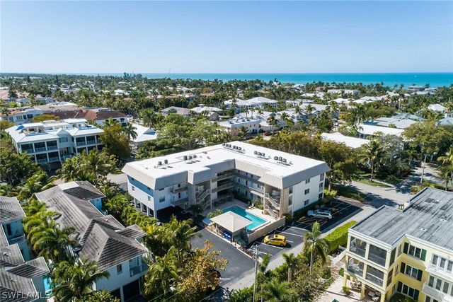 333 4th AVE S 303, Naples, FL 34102