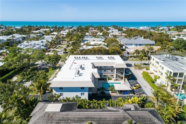 333 4th AVE S 303, Naples, FL 34102