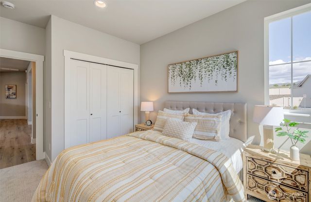 1580 S Kelvin Court, East Wenatchee, WA 98802