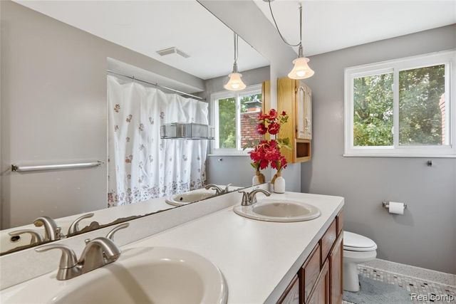 5385 Milane Circle, Clarkston, MI 48346