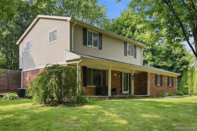 5385 Milane Circle, Clarkston, MI 48346