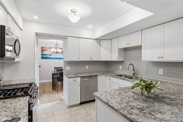 5385 Milane Circle, Clarkston, MI 48346