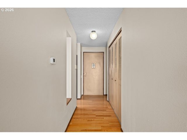 14859 Ne THOMPSON St, Portland, OR 97230