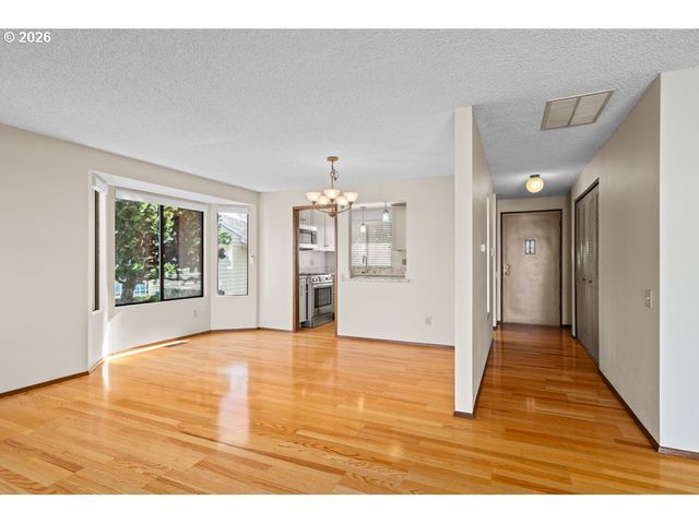 14859 Ne THOMPSON St, Portland, OR 97230