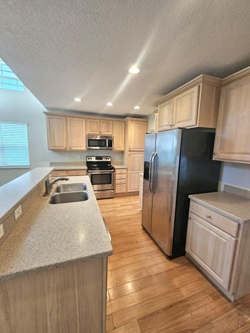 4334 SE Us Highway 441 11, Okeechobee, FL 34974