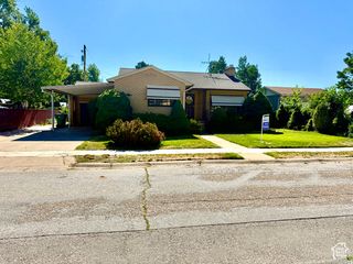 5166 S 2150 W, Roy, UT 84067
