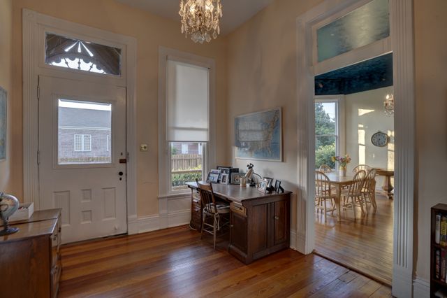 305 4th Ave, S, Franklin, TN 37064
