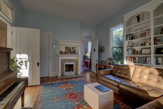 305 4th Ave, S, Franklin, TN 37064