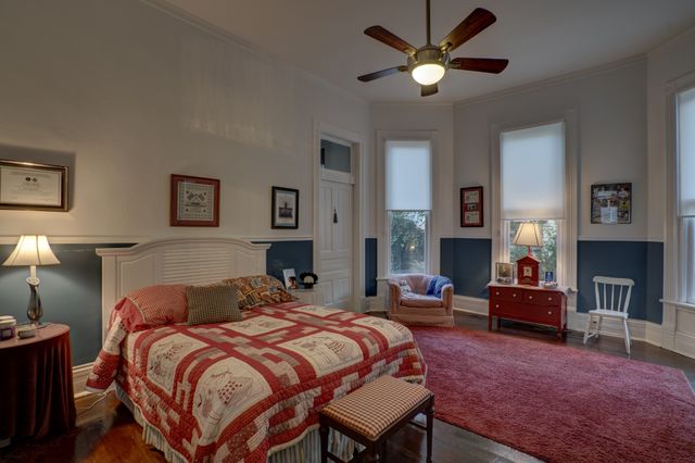 305 4th Ave, S, Franklin, TN 37064