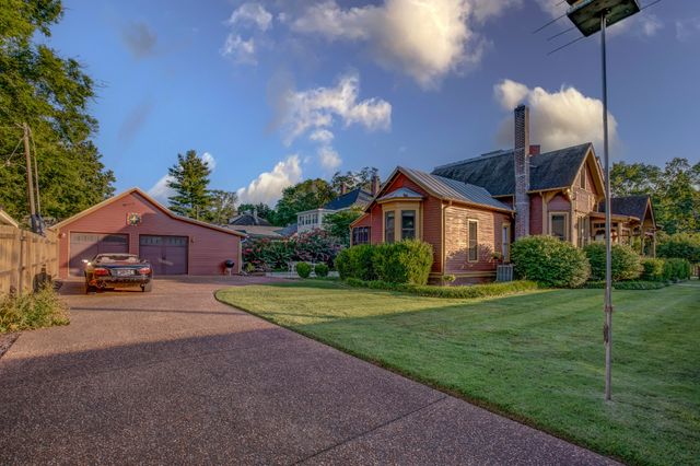 305 4th Ave, S, Franklin, TN 37064