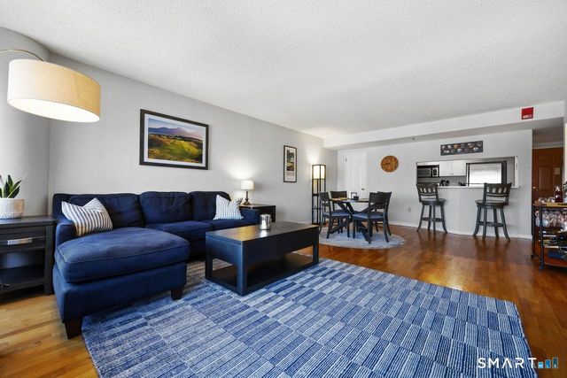 127 Greyrock Place 1408, Stamford, CT 06901