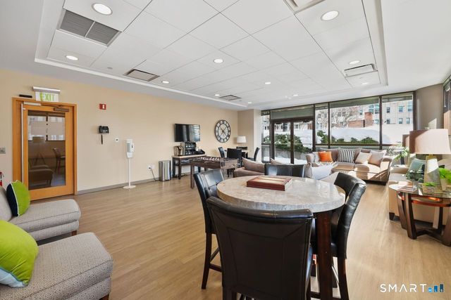 127 Greyrock Place 1408, Stamford, CT 06901