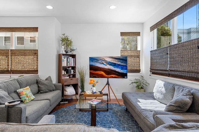 2531 Rice Aly, Sacramento, CA 95816