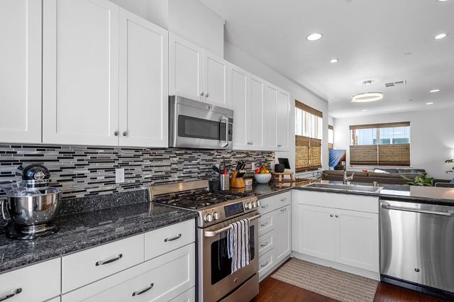 2531 Rice Aly, Sacramento, CA 95816