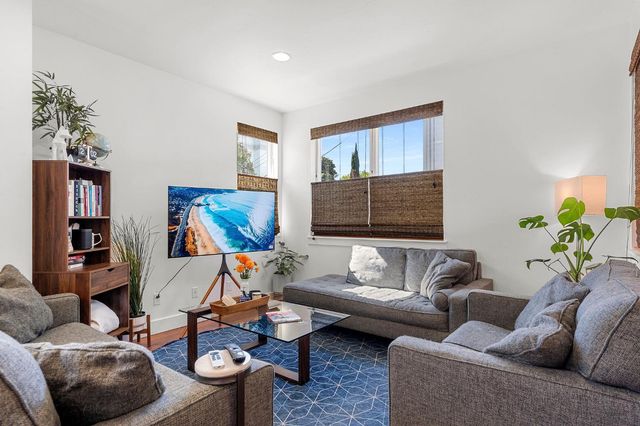 2531 Rice Aly, Sacramento, CA 95816
