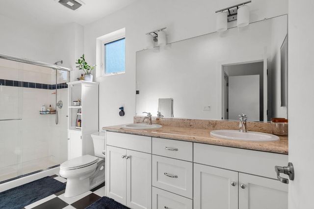 2531 Rice Aly, Sacramento, CA 95816