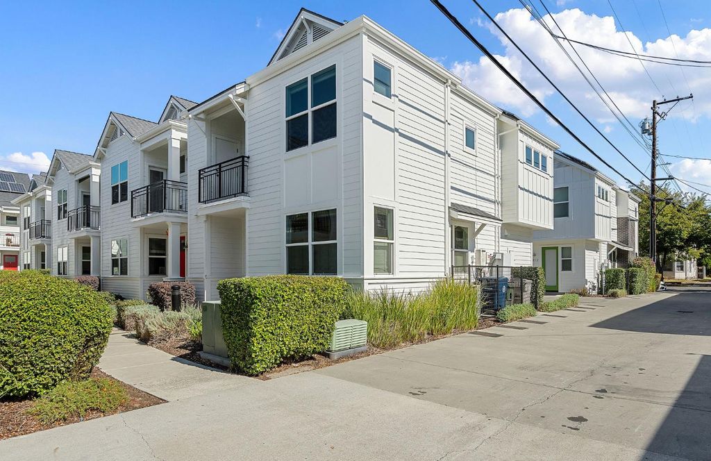 2531 Rice Aly, Sacramento, CA 95816