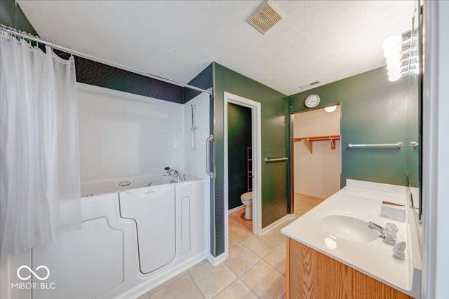 5438 Longview Drive, Noblesville, IN 46060