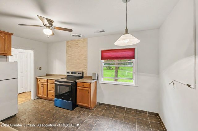 16489 Center Road, East Lansing, MI 48823
