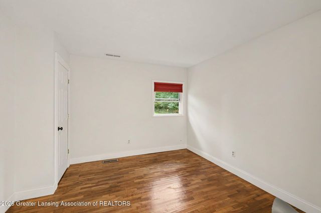 16489 Center Road, East Lansing, MI 48823
