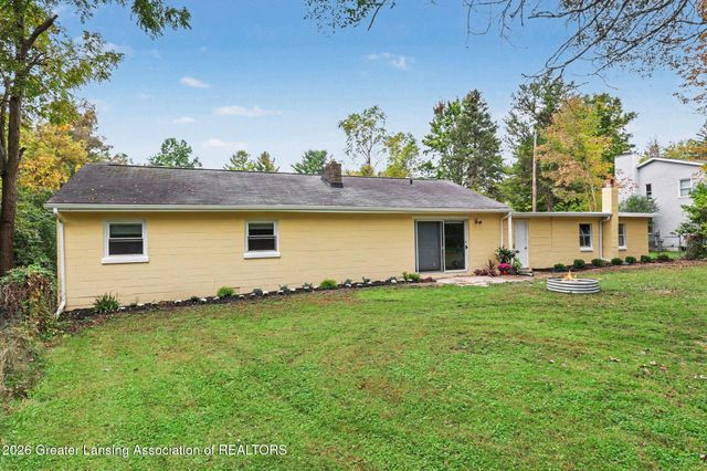 16489 Center Road, East Lansing, MI 48823