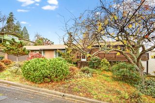 1103 Hillview Drive, Ashland, OR 97520