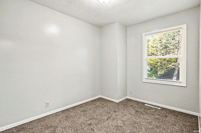 23538 Rye Court, Elkhart, IN 46514