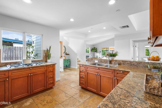 2521 Pierpont Boulevard, Ventura, CA 93001