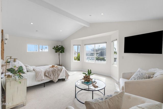 2521 Pierpont Boulevard, Ventura, CA 93001