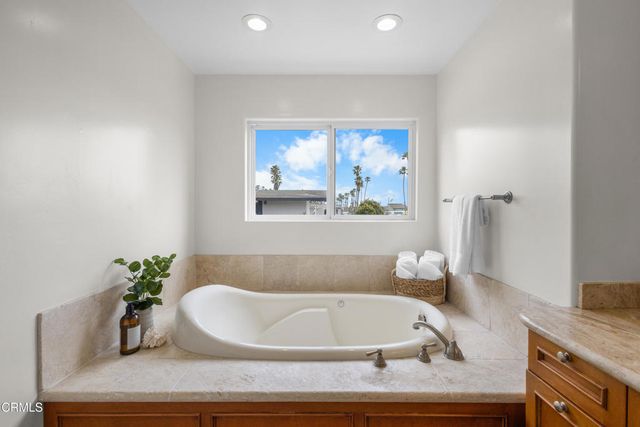 2521 Pierpont Boulevard, Ventura, CA 93001