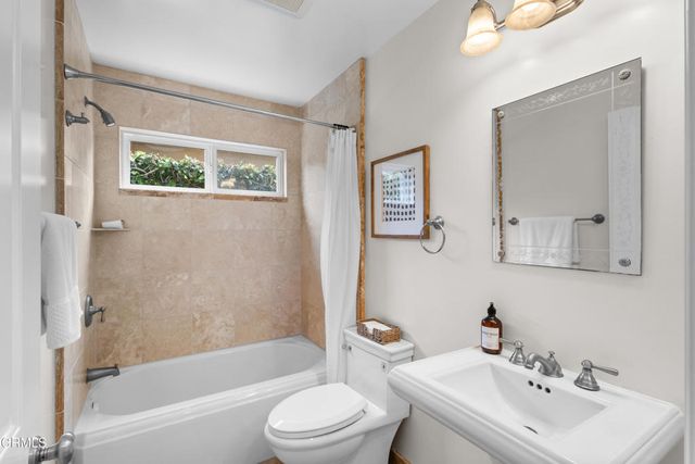 2521 Pierpont Boulevard, Ventura, CA 93001