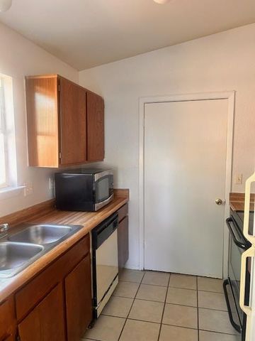 9603 Nightjar DR A, Austin, TX 78748