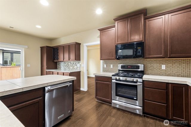 4411 S 330 Place, Federal Way, WA 98001