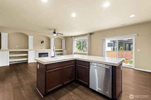 4411 S 330 Place, Federal Way, WA 98001
