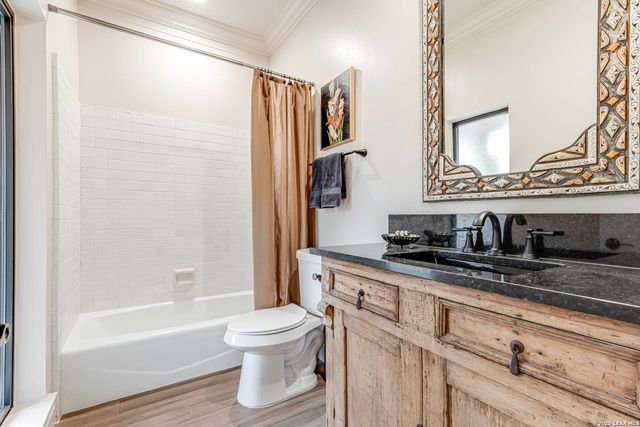 7110 Poniente, San Antonio, TX 78209