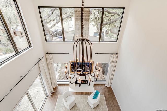 7110 Poniente, San Antonio, TX 78209