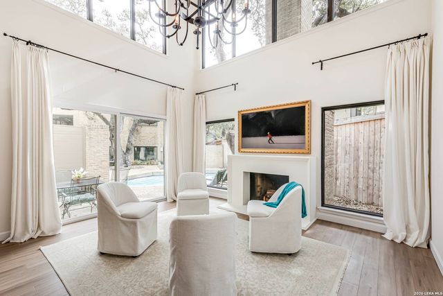 7110 Poniente, San Antonio, TX 78209